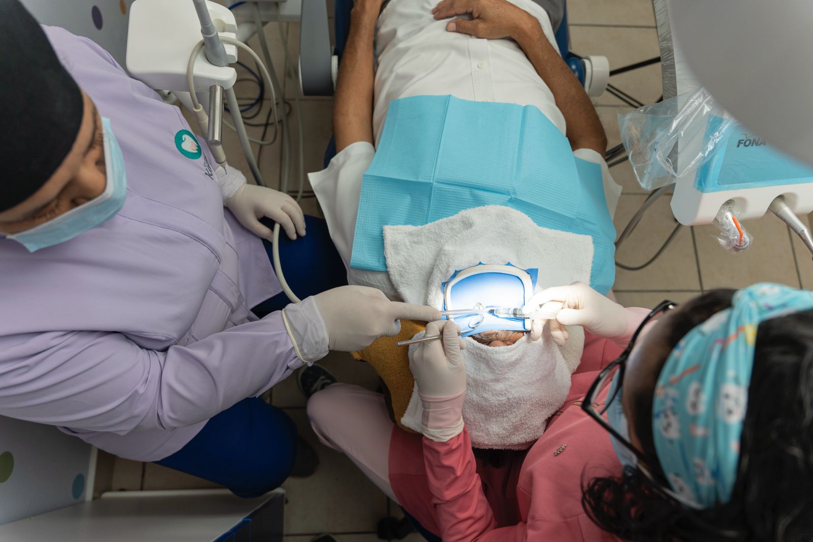 ¿Cómo es el proceso de un implante dental?
