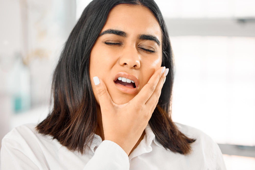 Sensibilidad dental: ¿por qué duelen tus dientes al comer o beber?